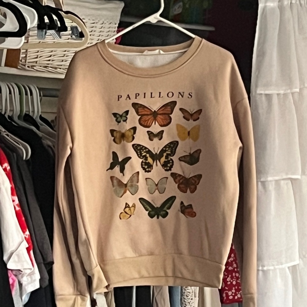 Papallions French butterflies graphic crewneck pullover